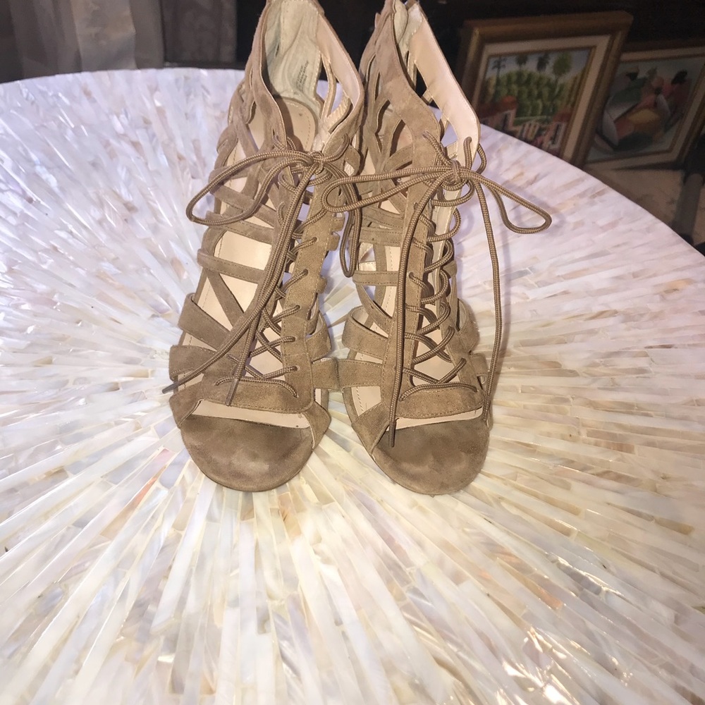 POUR LA VICTOIRE CHARLIZE LACE- UP SANDAL